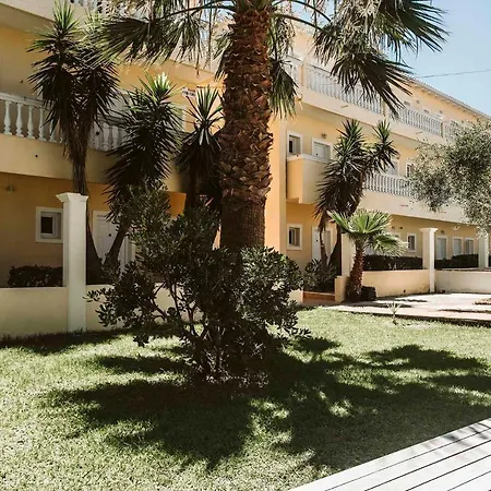 Atlantis Lounge Resort By Konnect, Kavos Hotel Kavos